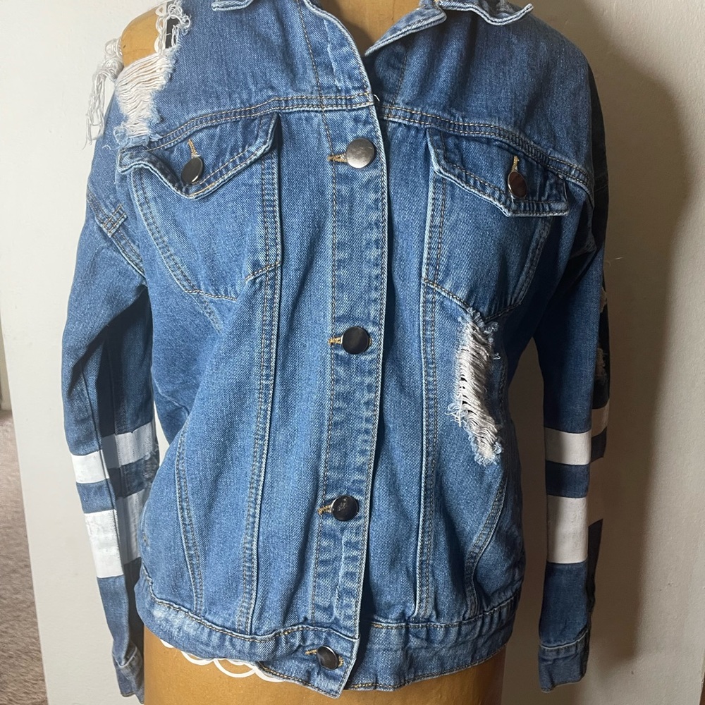 denim jacket - Picture 16 of 17